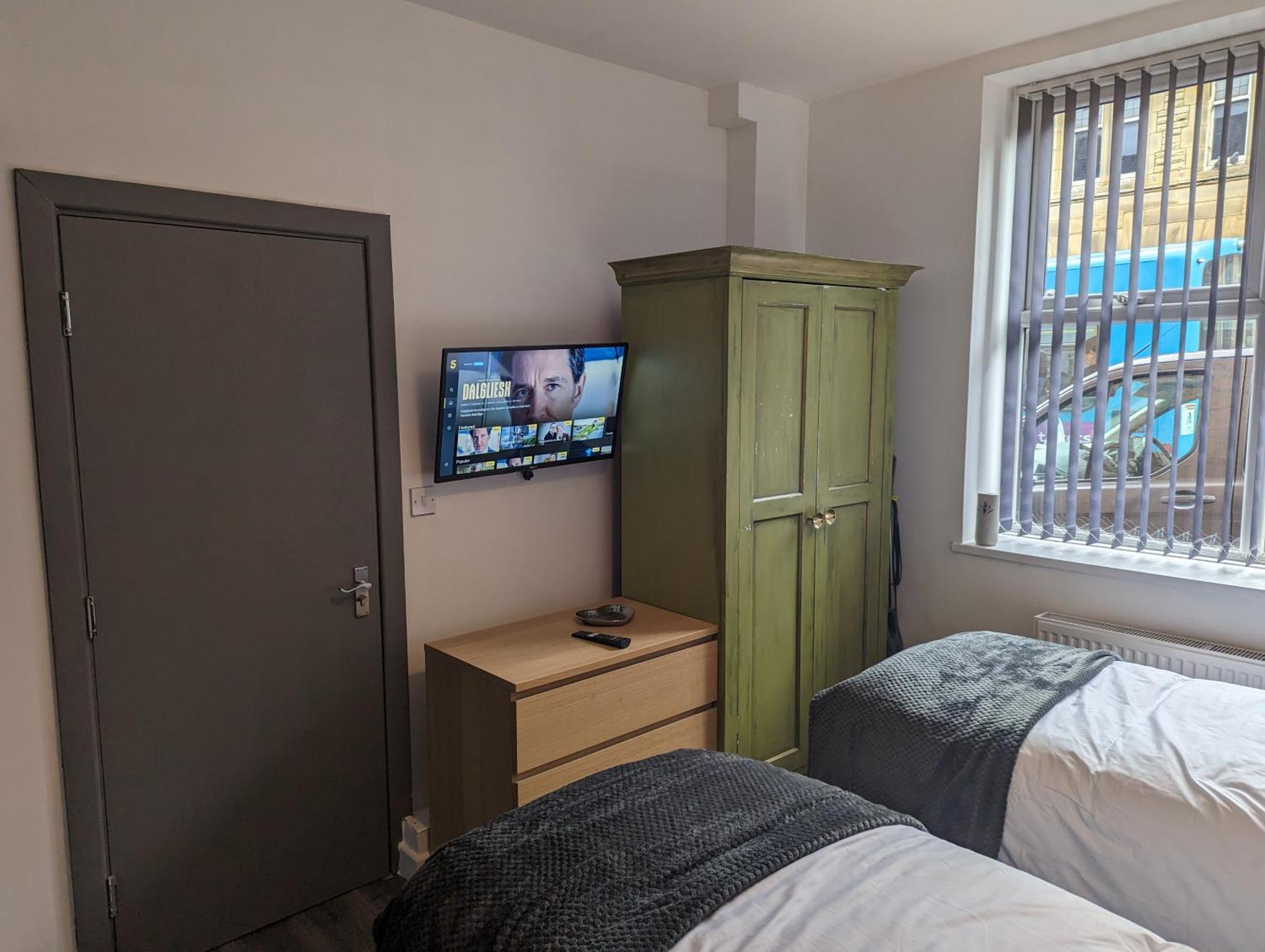 Station Apartments Ashton in Makerfield Room photo